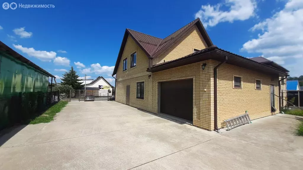 Дом в Саратовская, Российская улица (145 м) - Фото 1