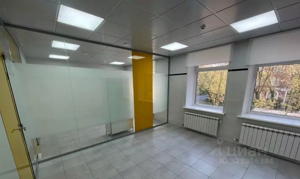 Офис в Московская область, Химки Ленинградская ул., 16А (1150 м) - Фото 1