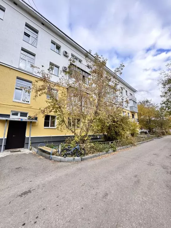 3-к кв. Пензенская область, Заречный Братская ул., 21А (56.1 м) - Фото 1