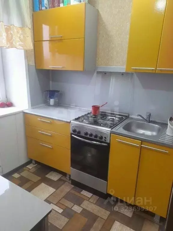 3-к кв. Башкортостан, Стерлитамак просп. Октября, 3 (64.0 м) - Фото 1