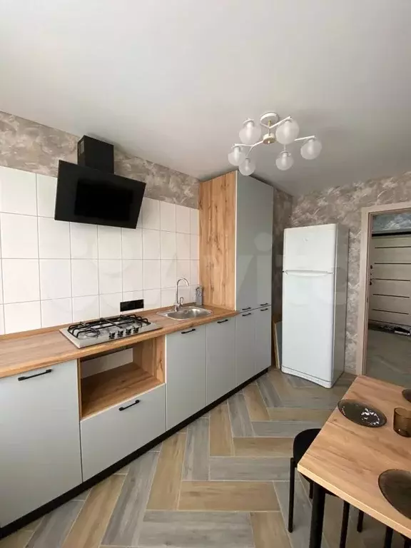 1-к. квартира, 41 м, 7/10 эт. - Фото 0