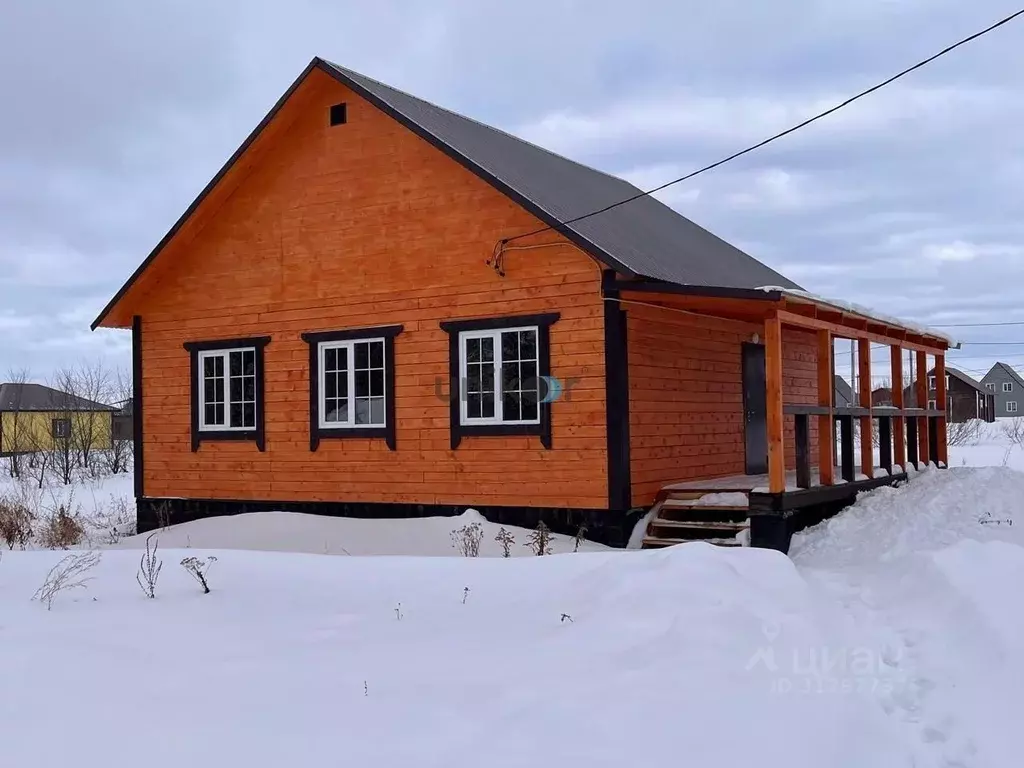 Дом в Башкортостан, Иглинский сельсовет, с. Иглино ул. Тверская, 14 ... - Фото 1