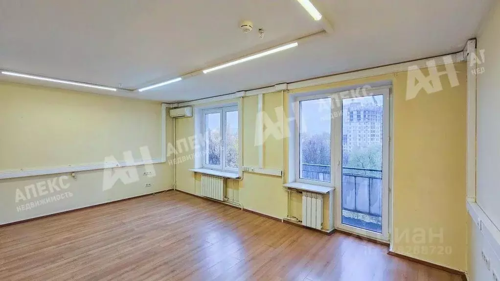 Помещение свободного назначения в Москва ул. Каховка, 31К2 (95 м) - Фото 1