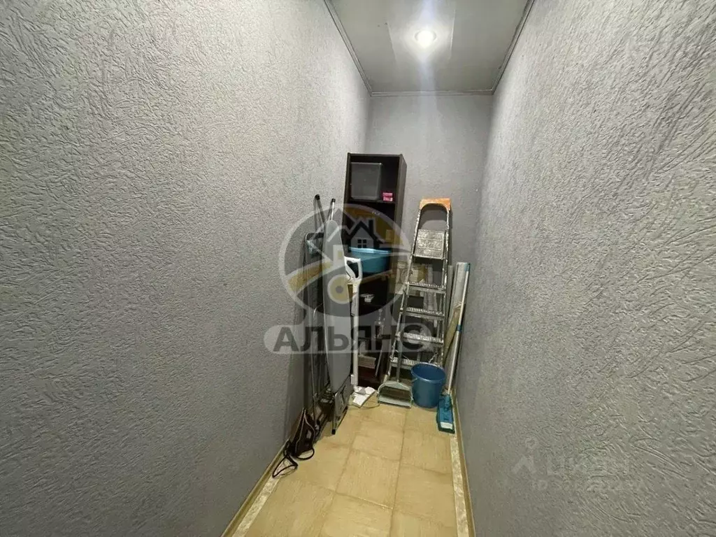 3-к кв. Ямало-Ненецкий АО, Новый Уренгой ул. 26-го съезда КПСС, 8А ... - Фото 2