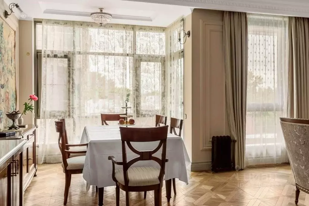 3-к кв. Санкт-Петербург Каменноостровский просп., 64К2 (140.0 м) - Фото 2