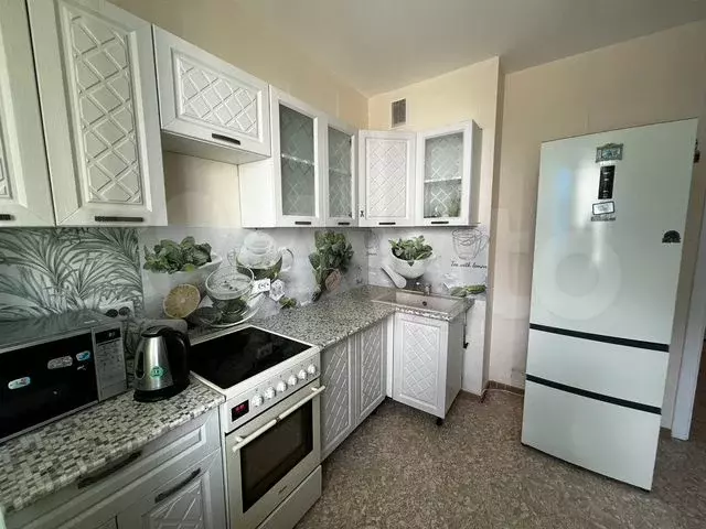 1-к. квартира, 39,1 м, 4/10 эт. - Фото 0