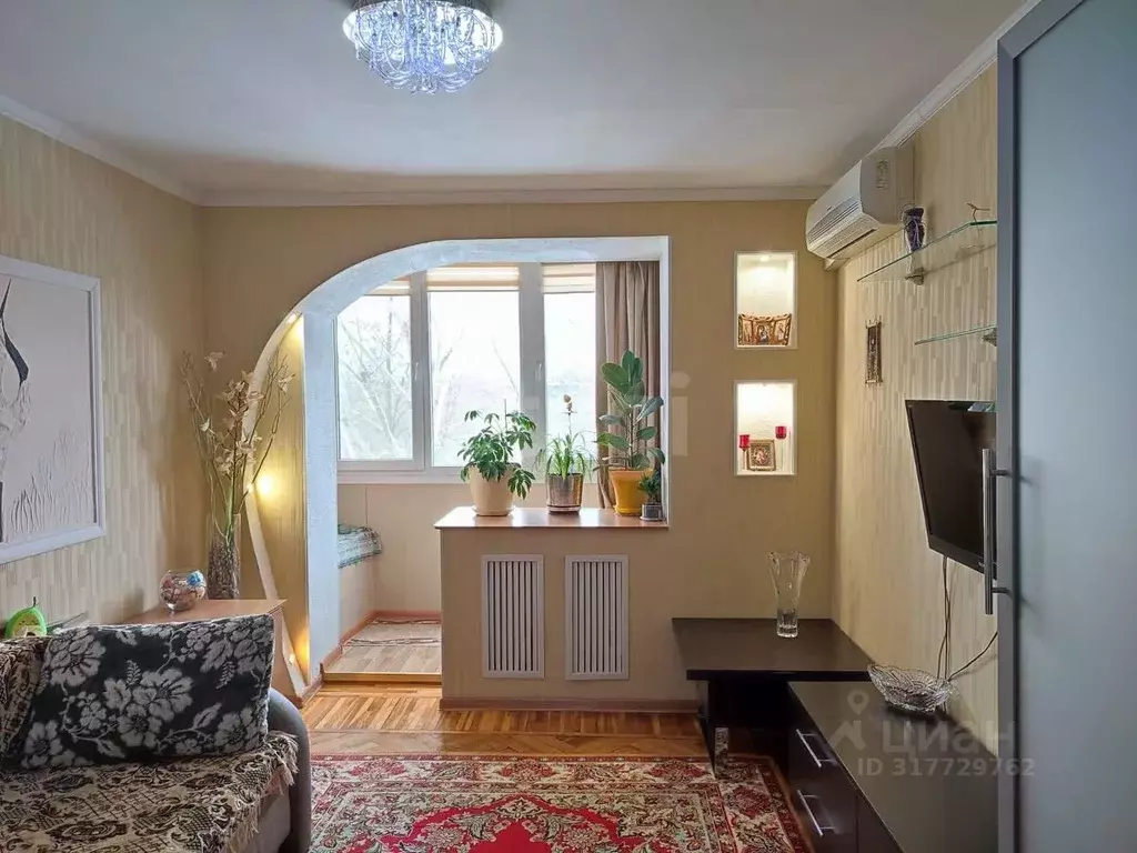 2-к кв. Крым, Симферополь ул. Крымских Партизан (45.6 м) - Фото 1