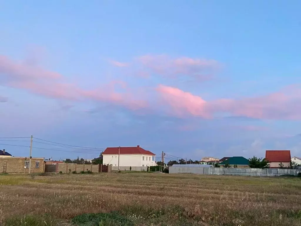 Участок в Крым, Симферопольский район, Николаевка пгт ул. ... - Фото 1