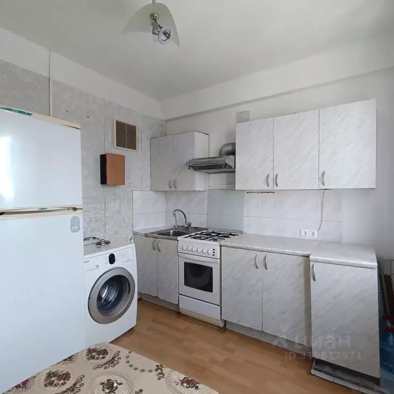 2-к кв. Дагестан, Каспийск ул. Ленина, 8 (50.0 м) - Фото 1