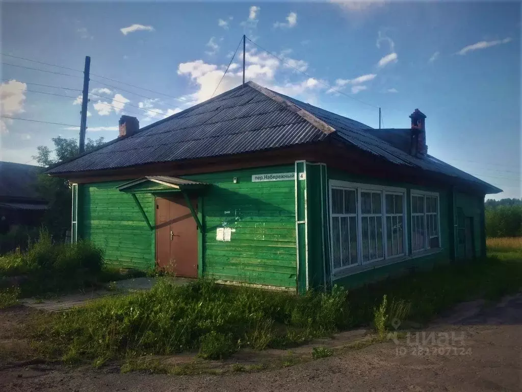 Склад в Кировская область, Котельничское с/пос, с. Александровское ул. ... - Фото 1