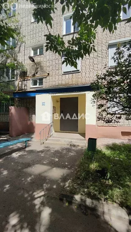 3-комнатная квартира: Михайловка, Республиканская улица, 46 (64.1 м) - Фото 1
