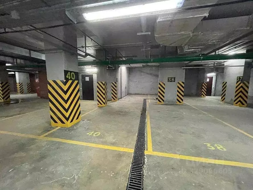 Гараж в Ханты-Мансийский АО, Сургут ул. Мелик-Карамова, 4 (15 м) - Фото 1