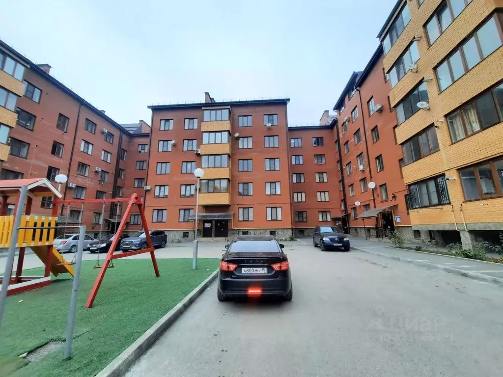 1-к кв. Северная Осетия, Владикавказ ул. Генерала Дзусова, 6В (60.0 м) - Фото 1