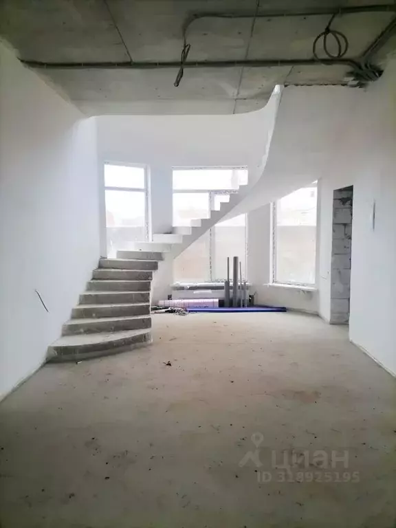 Дом в Краснодарский край, Краснодар пос. Российский, ул. Южная, 1 (228 ... - Фото 2