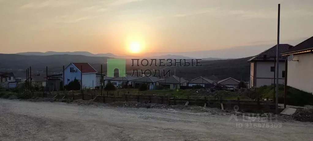 Участок в Краснодарский край, Новороссийск городской округ, с. ... - Фото 1