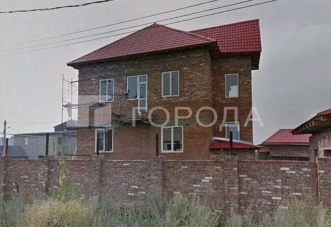 Дом в Новосибирская область, Новосибирск ул. Суворова (439 м) - Фото 0