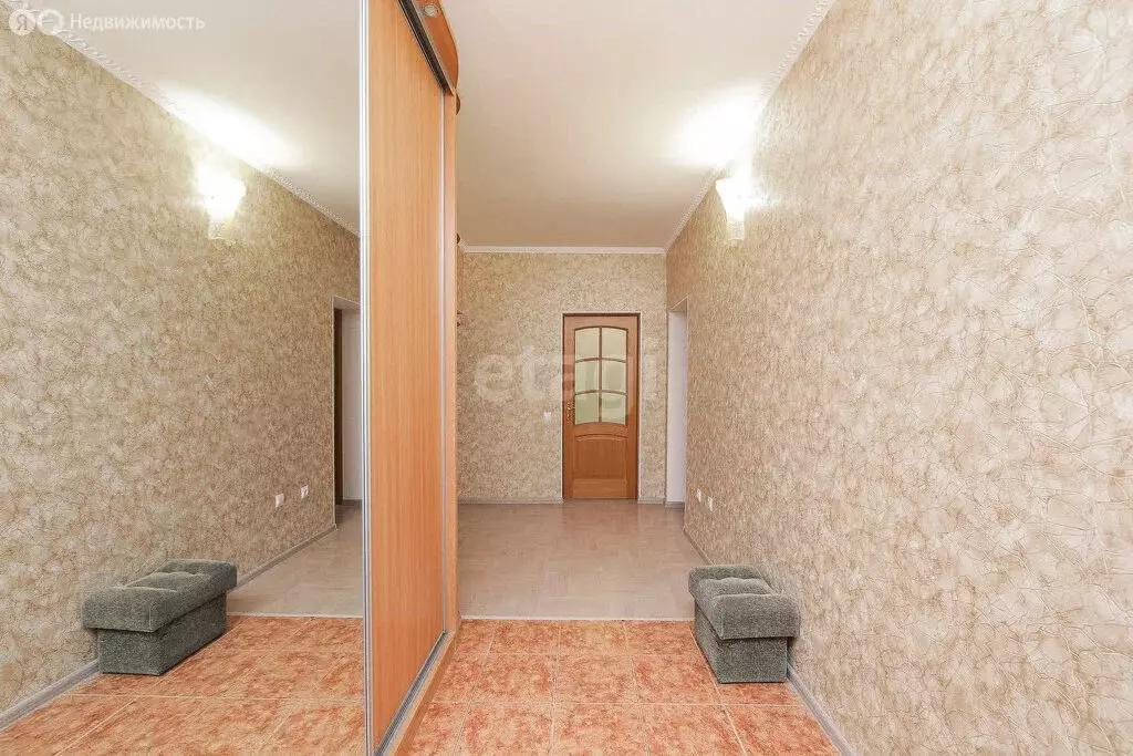 2-комнатная квартира: Калининград, улица Партизана Железняка, 9 (70 м) - Фото 1