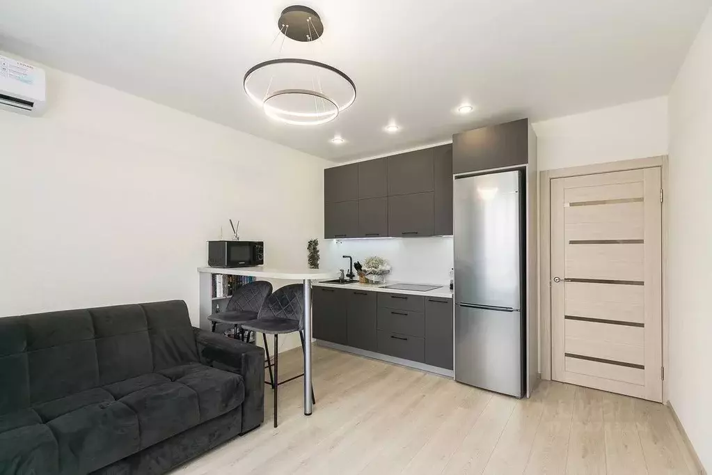 1-к кв. Тюменская область, Тюмень ул. Виктора Тимофеева, 9 (37.0 м) - Фото 2