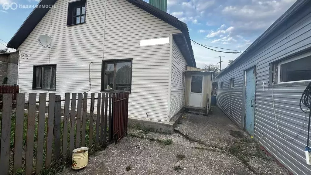 Дом в Октябрьский, Бакинская улица (90.1 м) - Фото 1