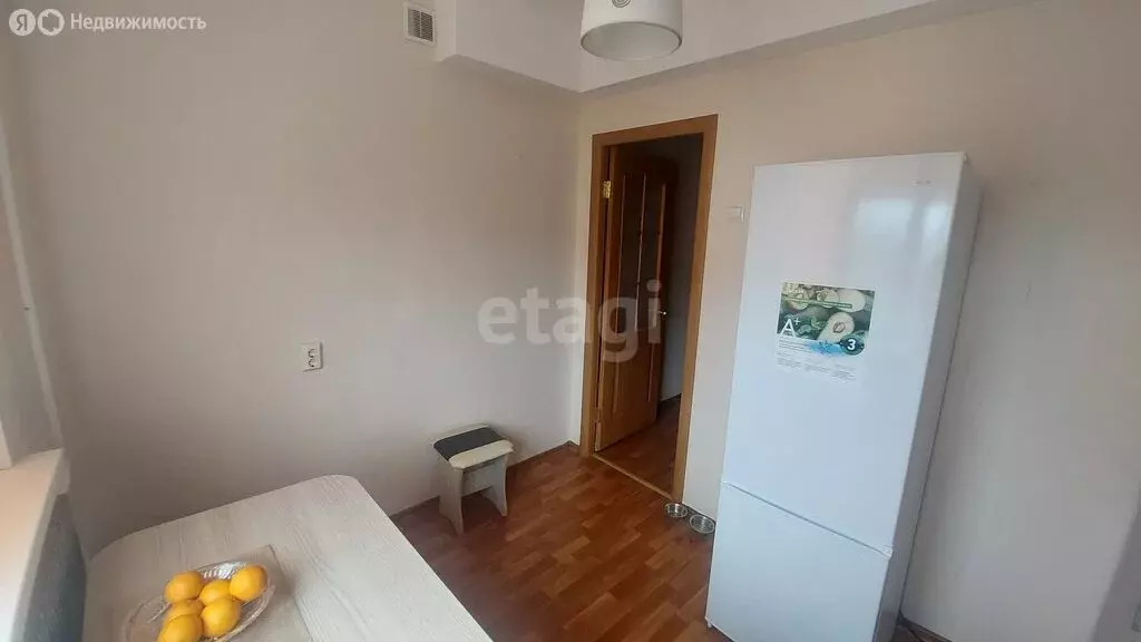 1-комнатная квартира: Строитель, улица Кривошеина, 3 (36 м) - Фото 2