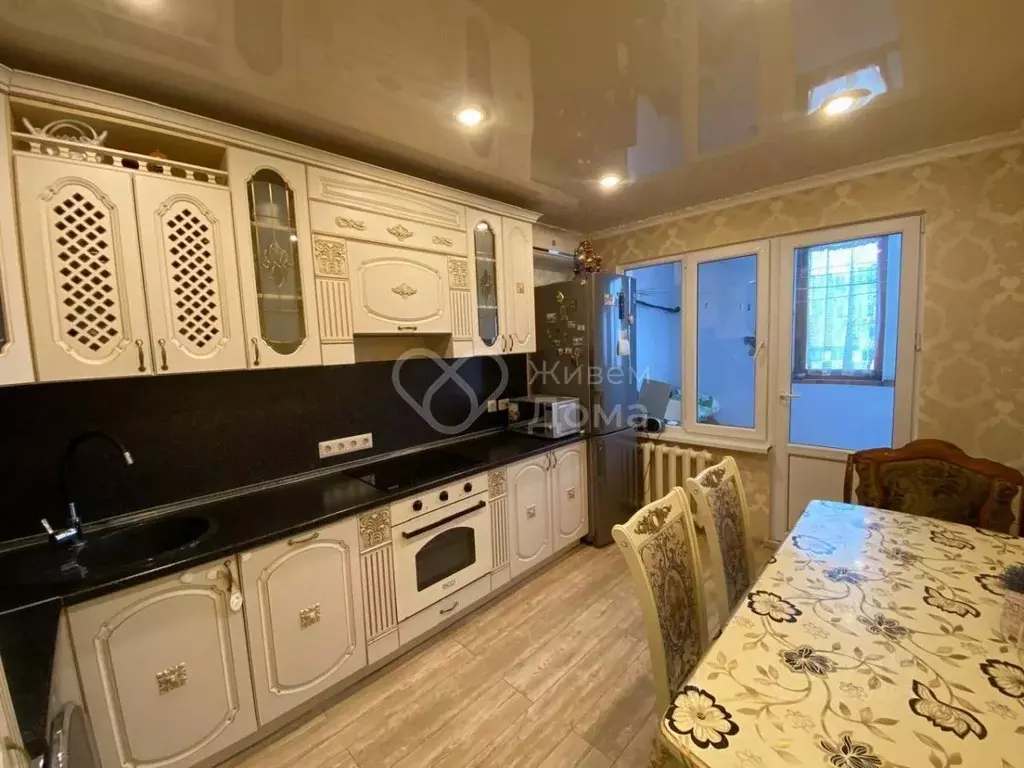 2-к кв. Волгоградская область, Волгоград ул. Хользунова, 36/1 (64.2 м) - Фото 2