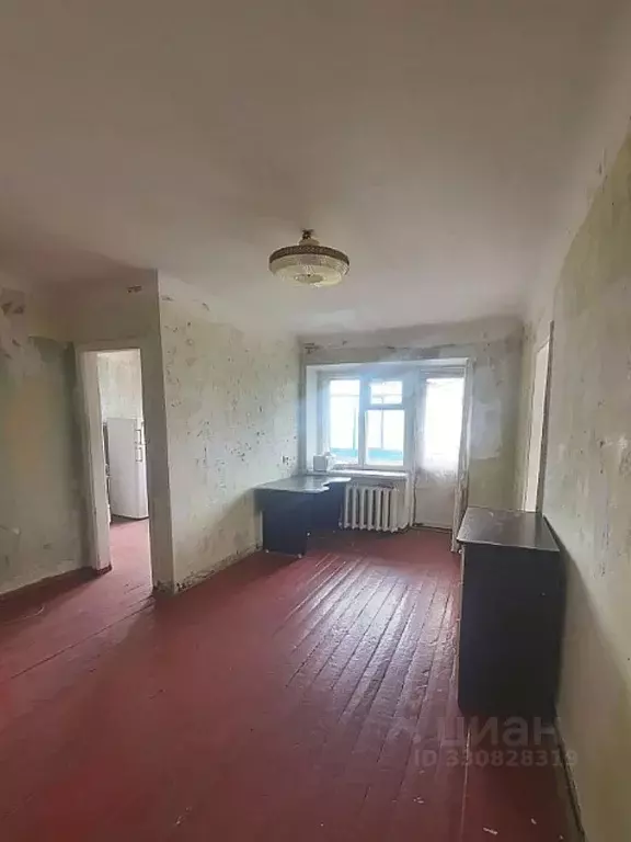 2-к кв. Свердловская область, Первоуральск ул. Ильича, 32 (41.8 м) - Фото 1