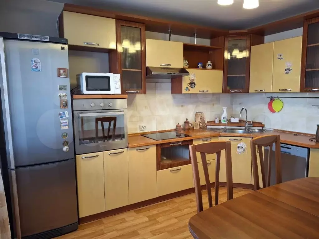 4-к. квартира, 105 м, 5/9 эт. - Фото 0