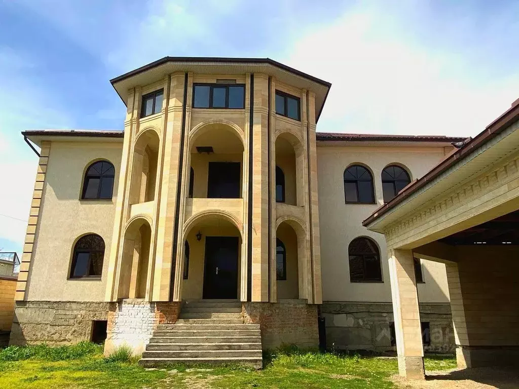 Дом в Кабардино-Балкария, Нальчик ул. Островского (400 м) - Фото 0