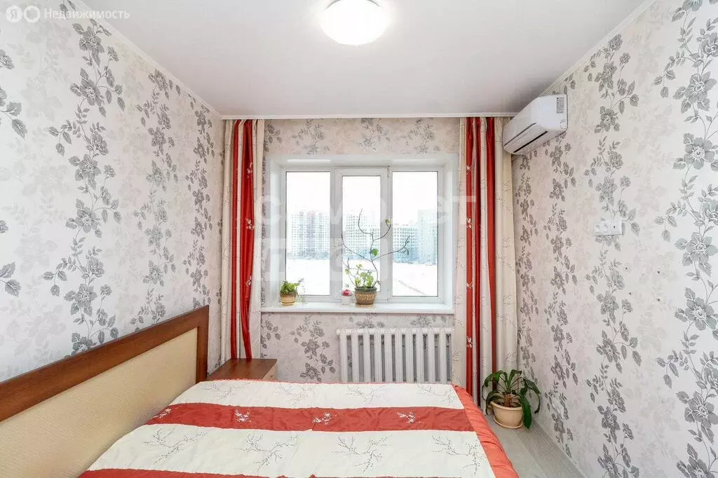 4-комнатная квартира: Тюмень, улица Муравленко, 9 (96.7 м) - Фото 0