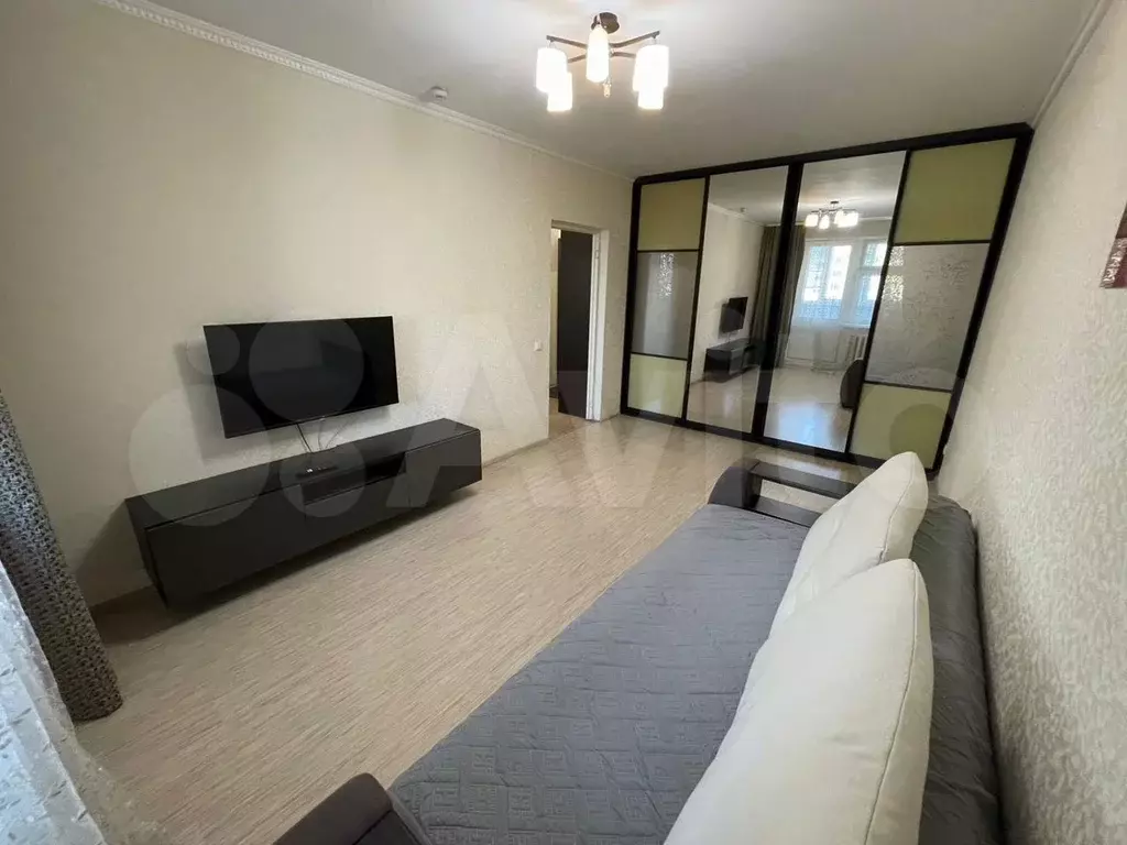 1-к. квартира, 40 м, 11/16 эт. - Фото 1