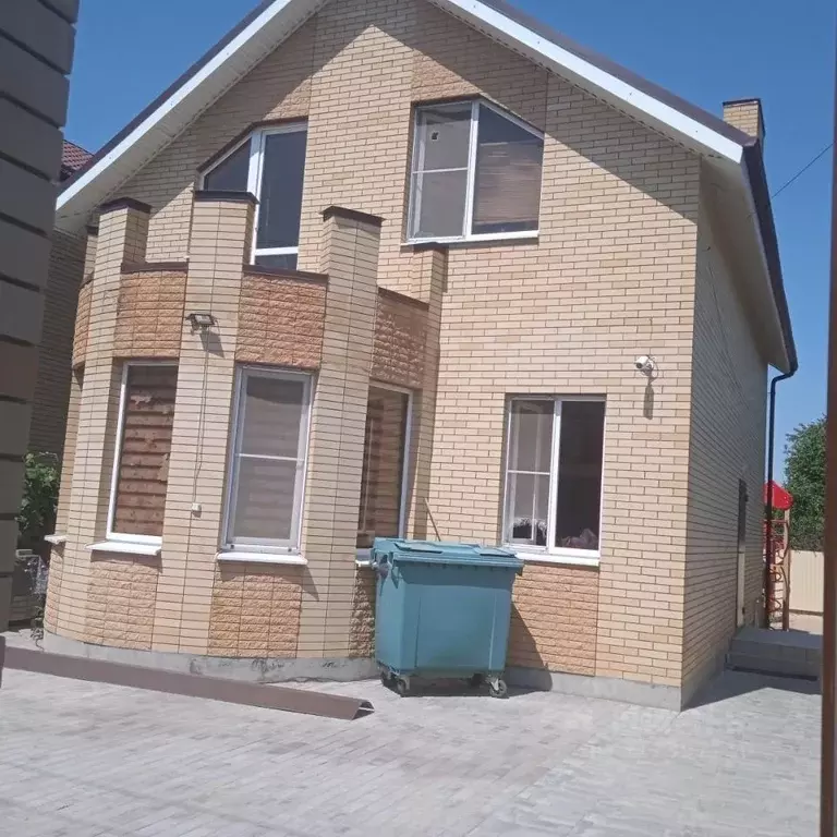 Дом в Ростовская область, Ростов-на-Дону Каскадная ул., 120 (130 м) - Фото 0