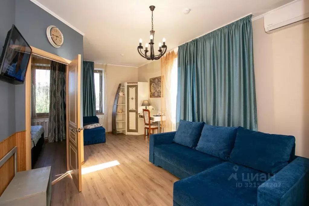 2-к кв. Крым, Феодосия ул. Суворовская, 34 (48.0 м) - Фото 0