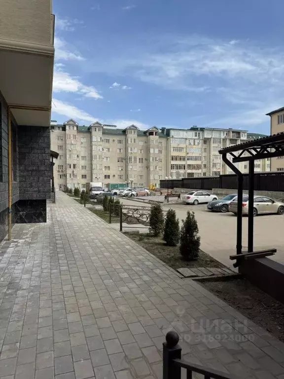 2-к кв. Кабардино-Балкария, Нальчик ул. Героя России Т.М. Тамазова, 2А ... - Фото 1