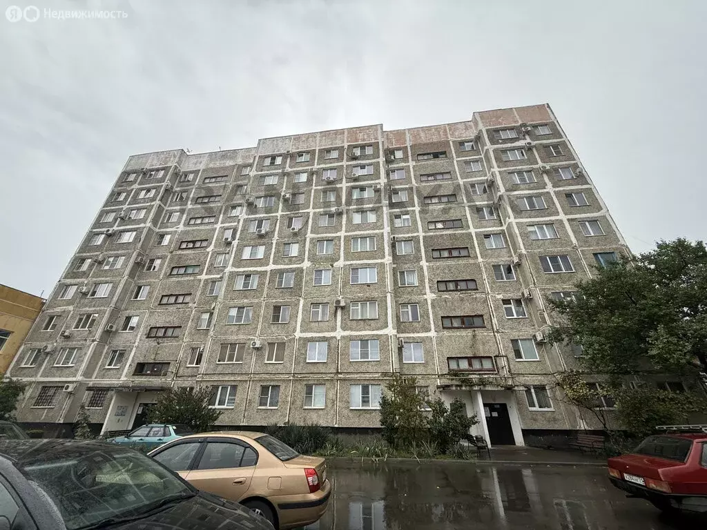 3-комнатная квартира: Майкоп, улица Жуковского, 47 (64.4 м) - Фото 0