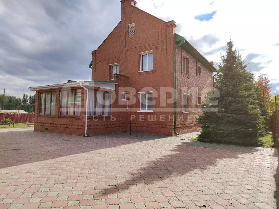 Коттедж в Омская область, Омск ул. Дергачева (170 м) - Фото 1