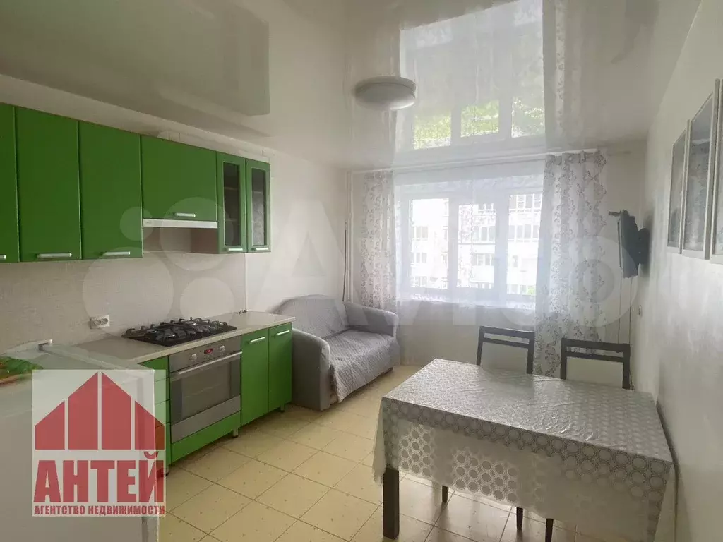 2-к. квартира, 70 м, 4/10 эт. - Фото 1
