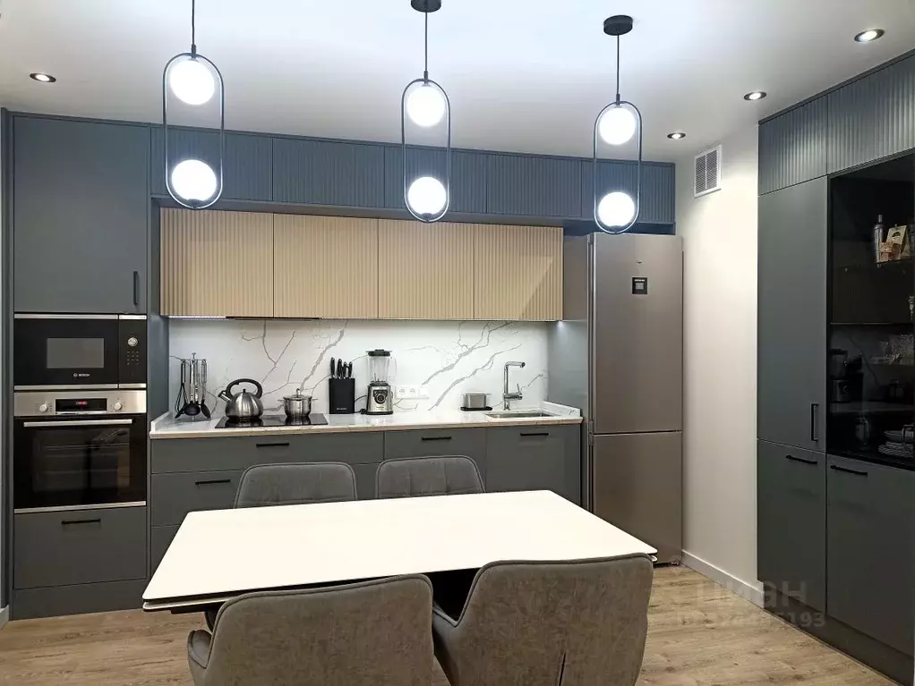 3-к кв. Чувашия, Чебоксары ул. Радужная, 10к2 (83.0 м) - Фото 1