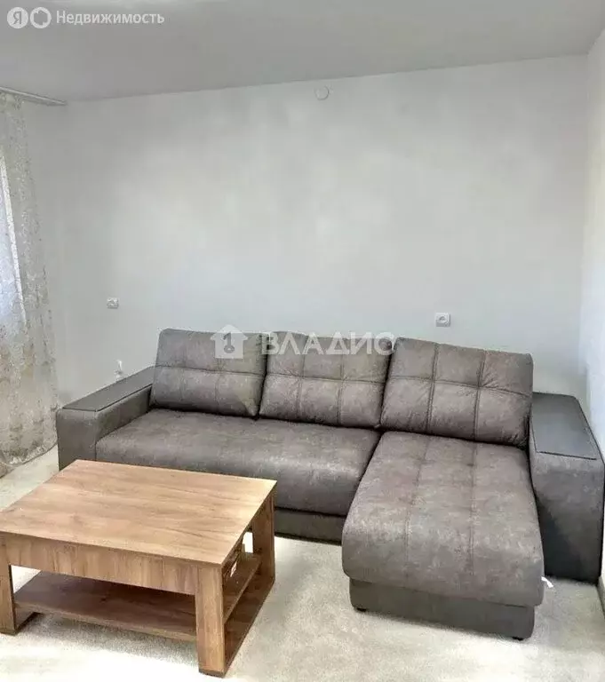 2-комнатная квартира: Раменское, улица Гурьева, 15к2 (24 м) - Фото 1