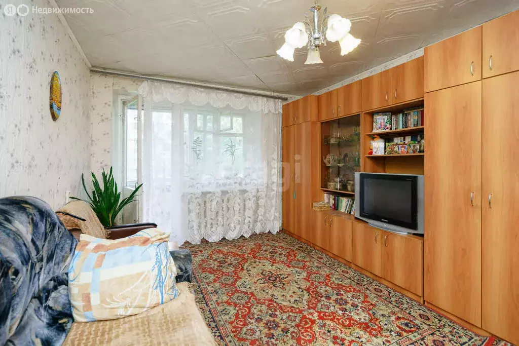 3-комнатная квартира: Ульяновск, улица Аблукова, 65 (61.4 м) - Фото 1