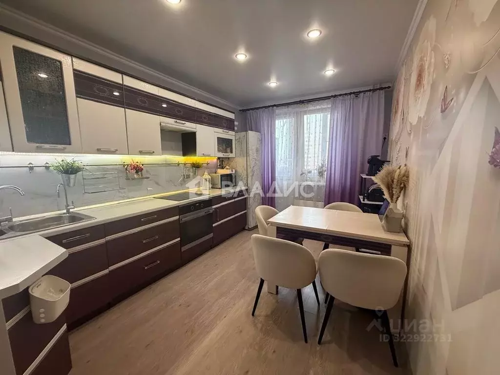 2-к кв. Калужская область, Калуга Хрустальная ул., 44к6 (60.3 м) - Фото 1