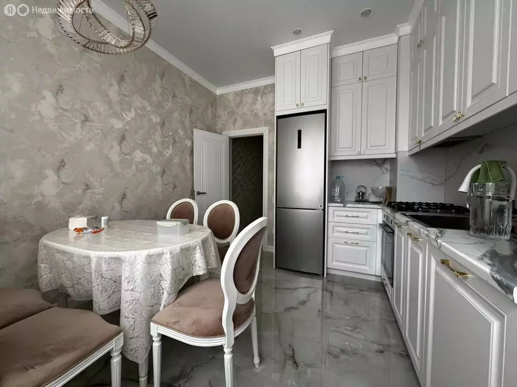 3-комнатная квартира: Ессентуки, улица Гагарина, 36 (81.5 м) - Фото 1