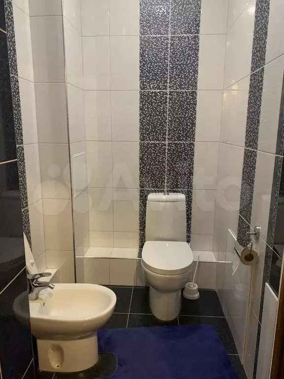 3-к. квартира, 100 м, 3/10 эт. - Фото 0