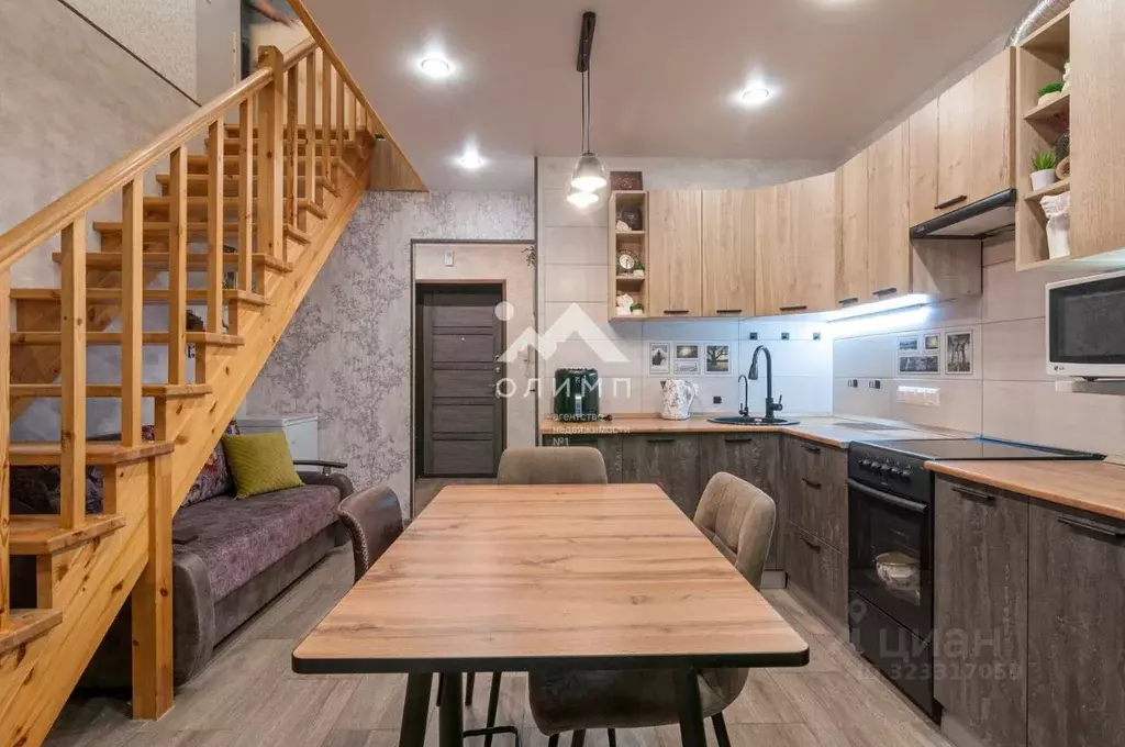 4-к кв. Вологодская область, пос. Кувшиново ул. Сосновая, 6 (93.6 м) - Фото 1