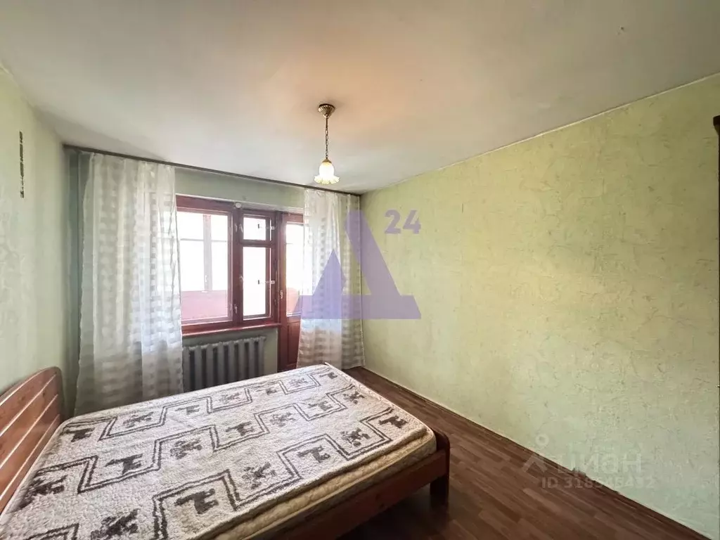 3-к кв. Алтайский край, Барнаул ул. Чкалова, 57 (68.2 м) - Фото 0