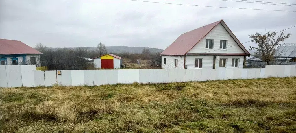 Дом в Башкортостан, Кармаскалинский район, Подлубовский сельсовет, д. ... - Фото 1