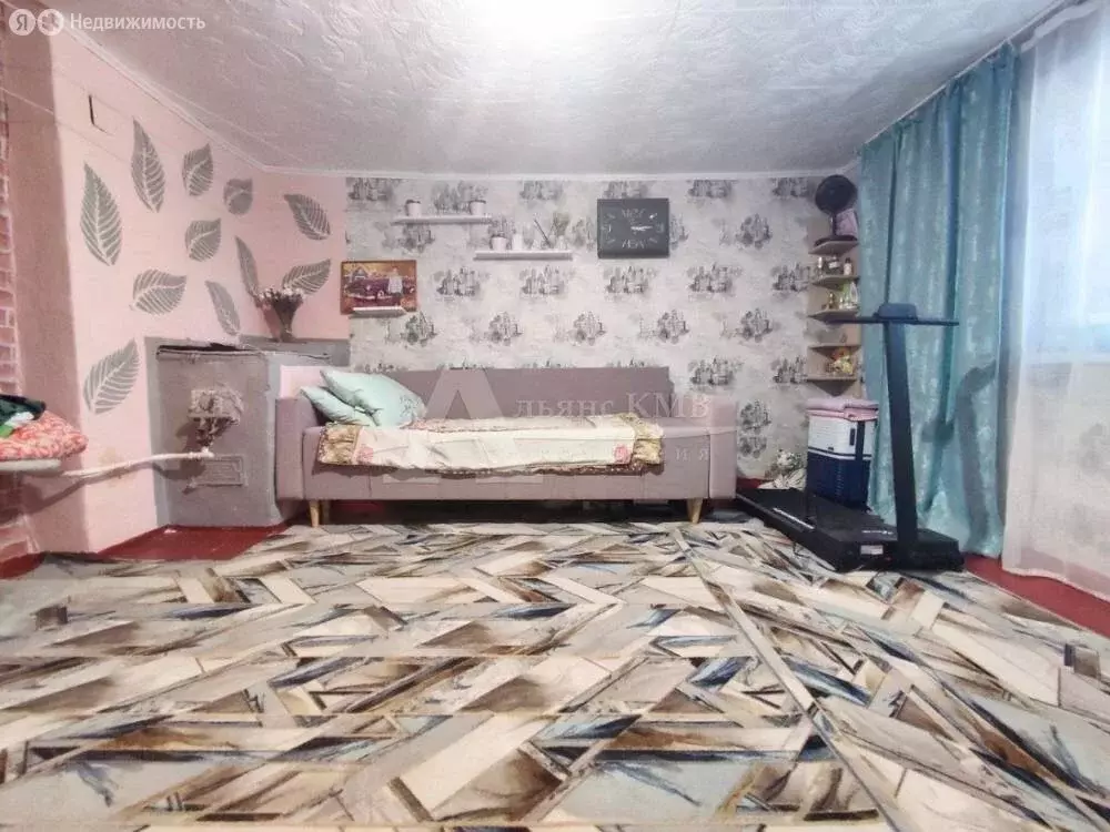Дом в Марьинская, улица 25-го съезда КПСС (26.5 м) - Фото 0