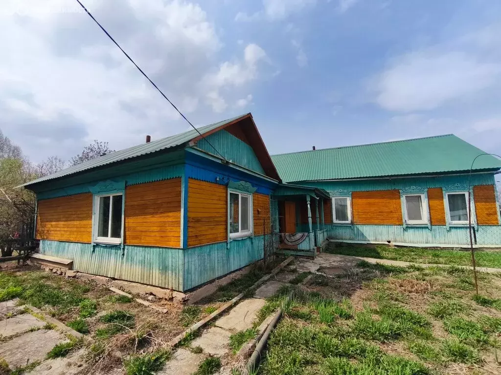Дом в село Чугуевка, улица 50 лет Октября, 306 (70.4 м) - Фото 1