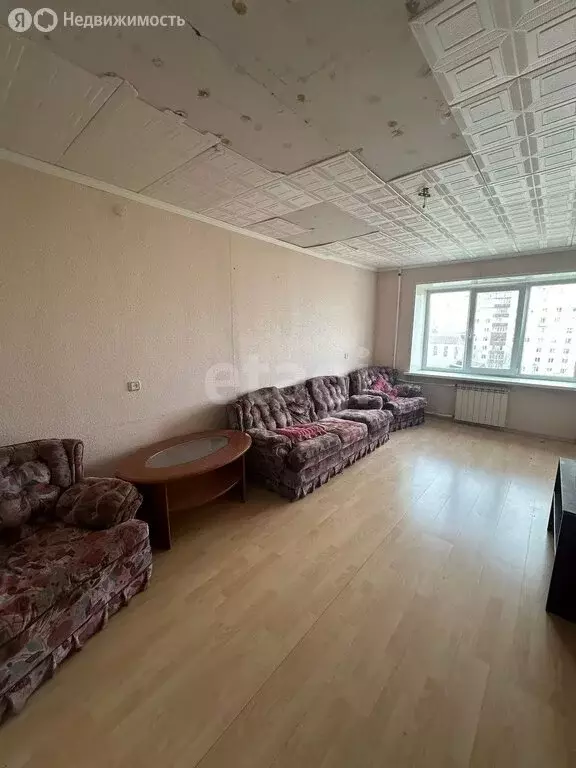 3-комнатная квартира: Тобольск, 9-й микрорайон, 5Б (61.7 м) - Фото 0