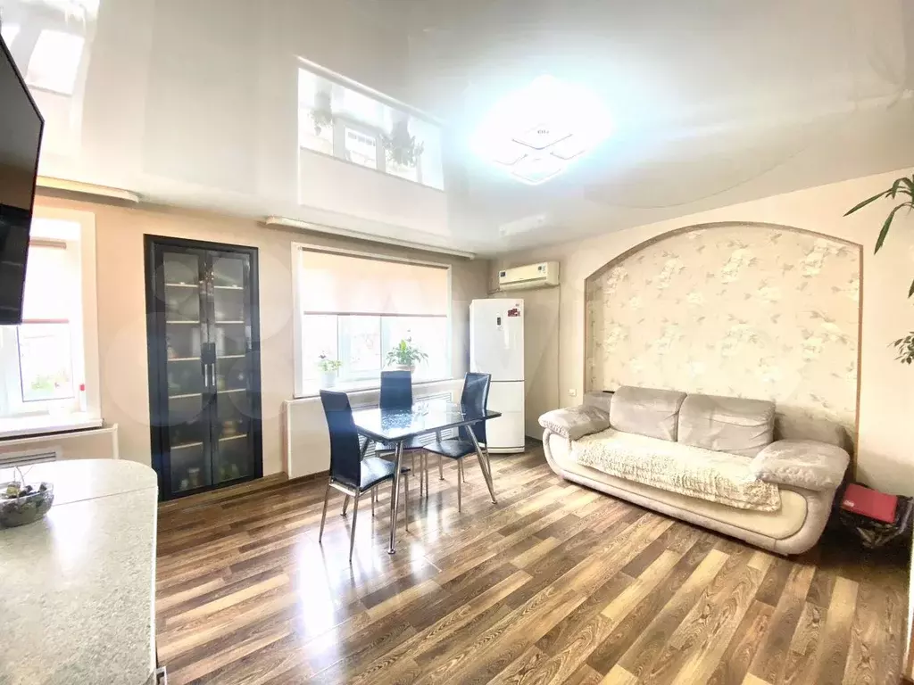 3-к. квартира, 65,5 м, 3/3 эт. - Фото 0