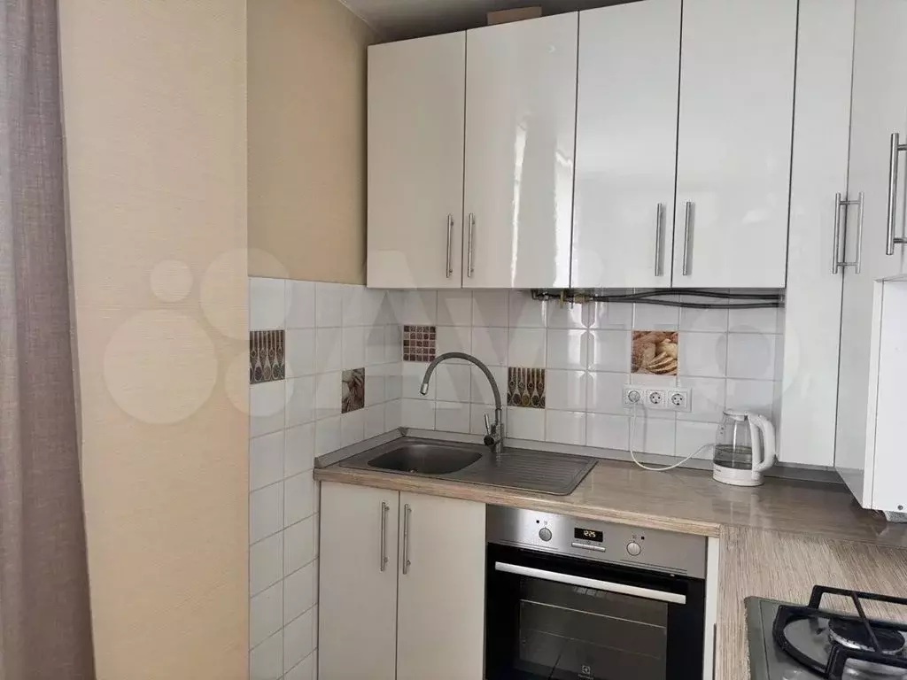 2-к. квартира, 50 м, 1/3 эт. - Фото 1